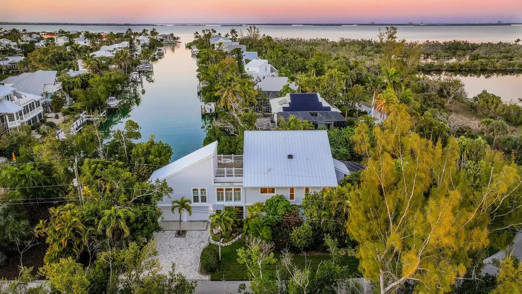 1450 Royal Poinciana Drive Sanibel FL 33957