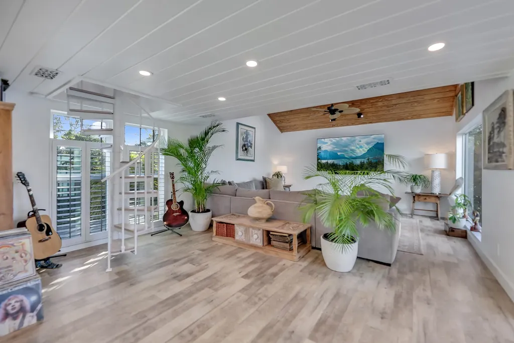 1450 Royal Poinciana Drive Sanibel FL 33957