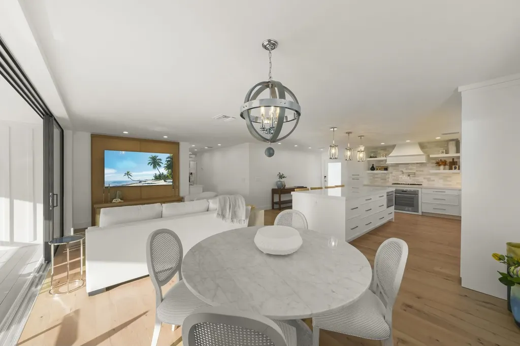 25 Beach Homes Captiva FL 33924