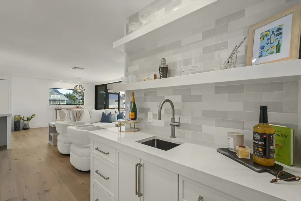25 Beach Homes Captiva FL 33924