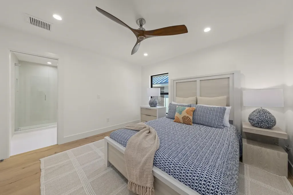 25 Beach Homes Captiva FL 33924