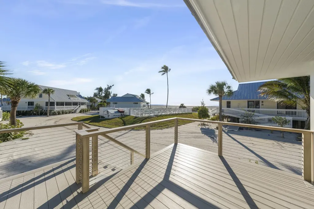 25 Beach Homes Captiva FL 33924