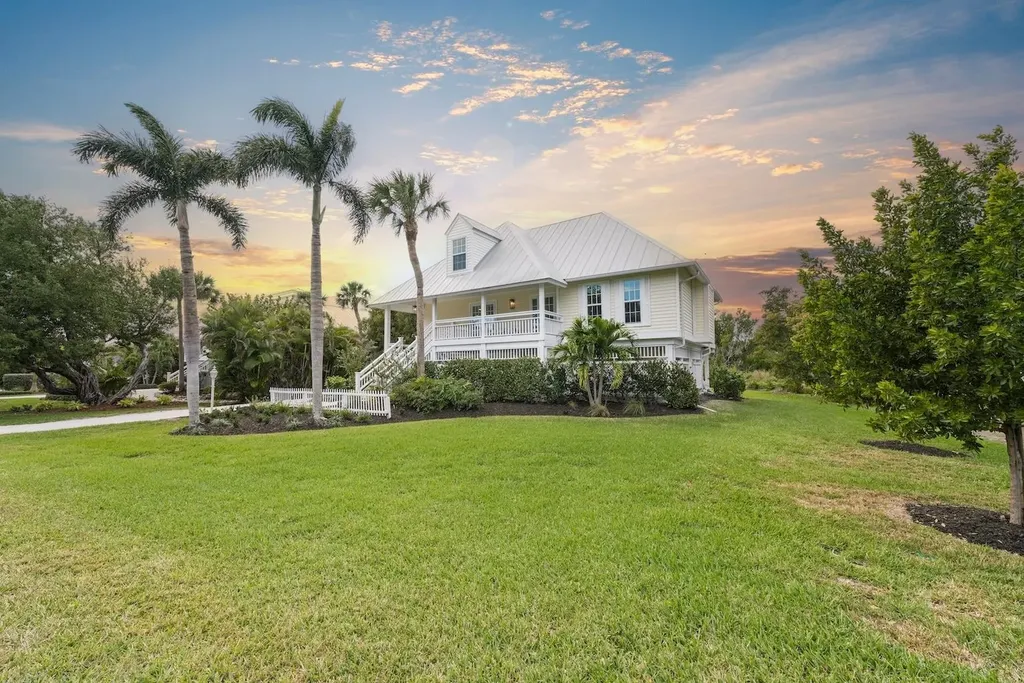 253 Daniel Drive Sanibel FL 33957