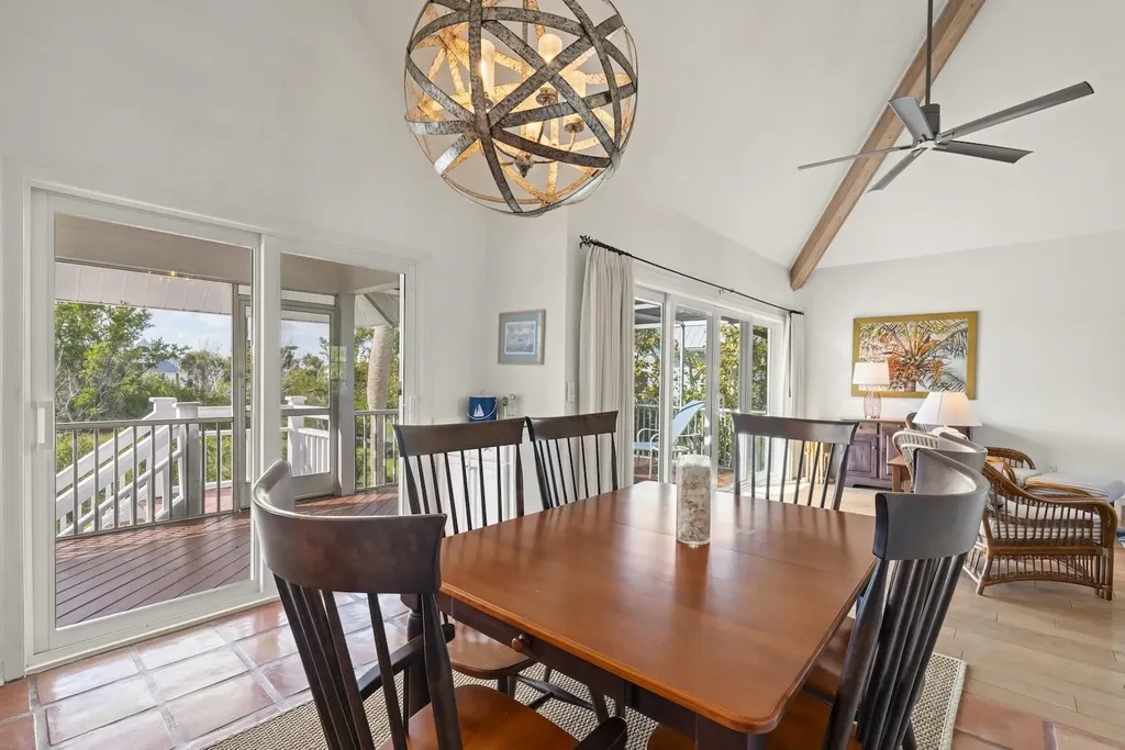 253 Daniel Drive Sanibel FL 33957