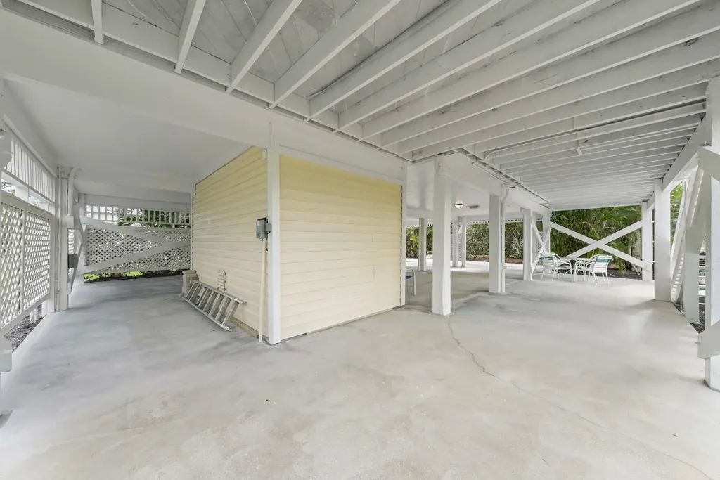 253 Daniel Drive Sanibel FL 33957