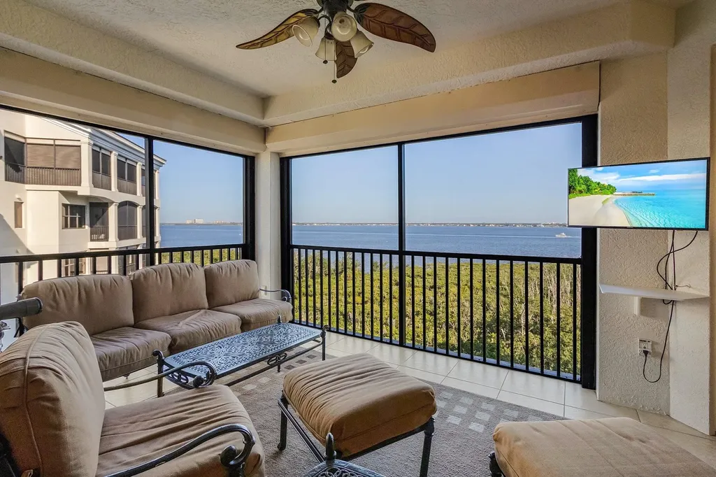 11620 Court Of Palms Fort Myers FL 33908