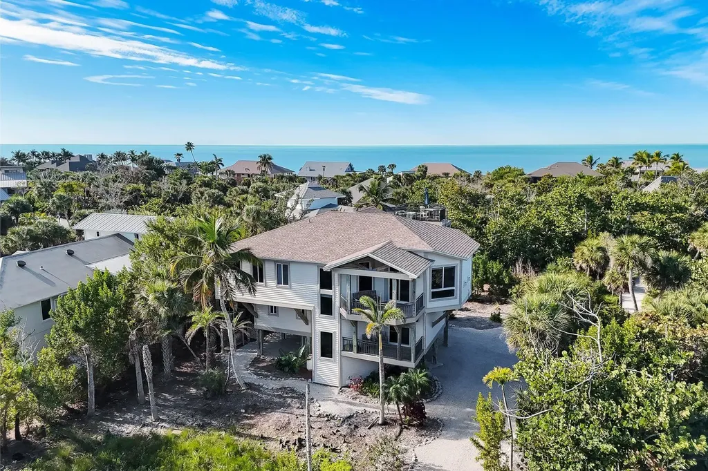 4353 Gulf Pines Drive Sanibel FL 33957