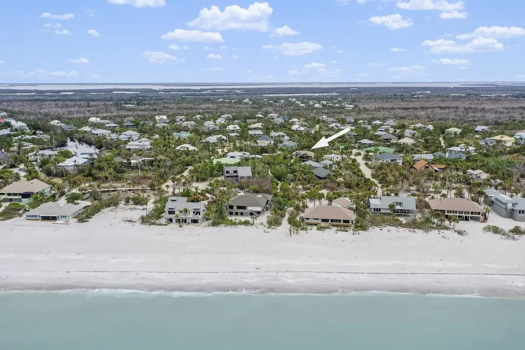 4353 Gulf Pines Drive Sanibel FL 33957