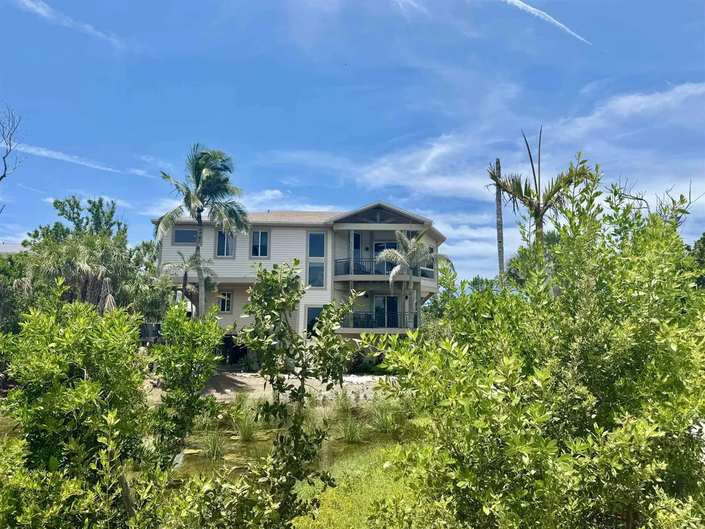 4353 Gulf Pines Drive Sanibel FL 33957