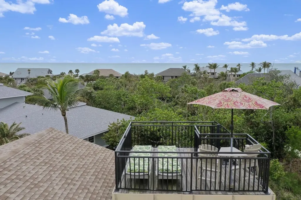 4353 Gulf Pines Drive Sanibel FL 33957