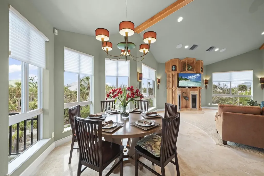 4353 Gulf Pines Drive Sanibel FL 33957