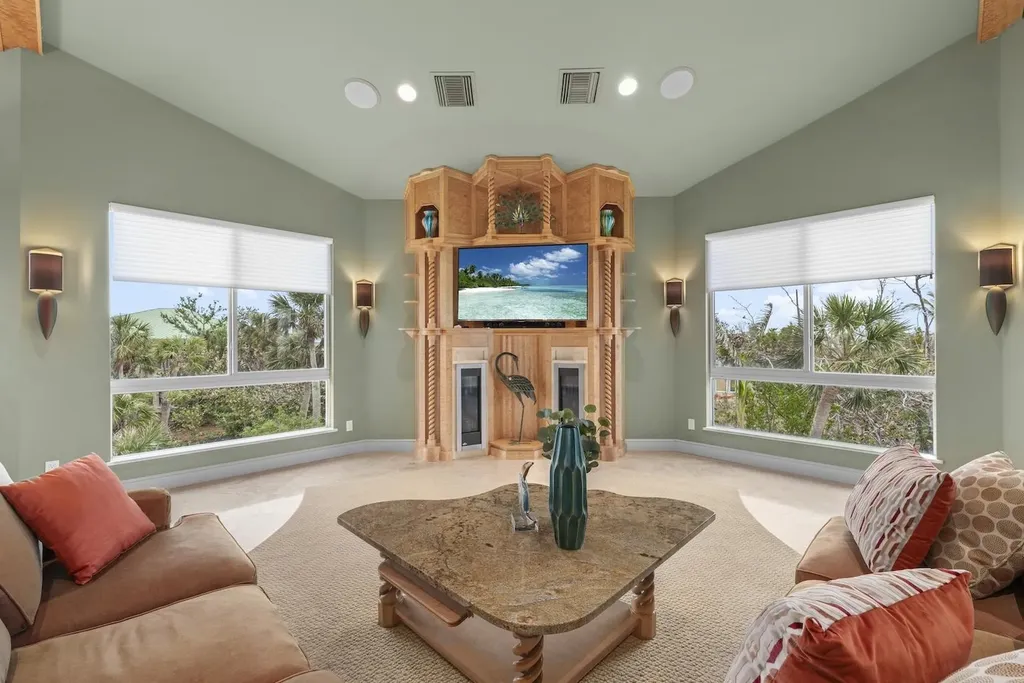 4353 Gulf Pines Drive Sanibel FL 33957