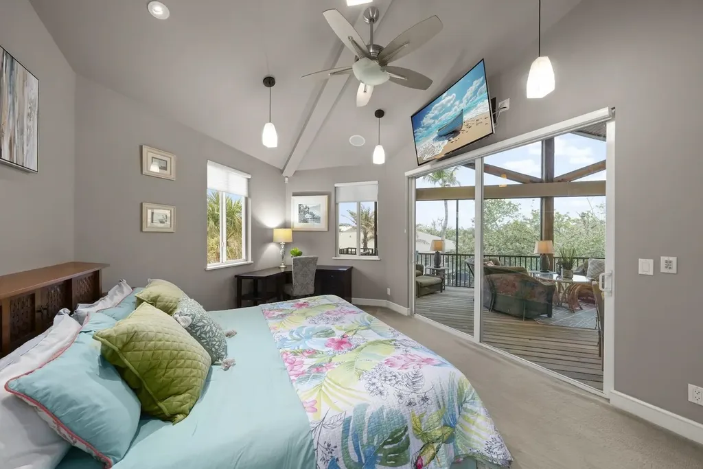 4353 Gulf Pines Drive Sanibel FL 33957
