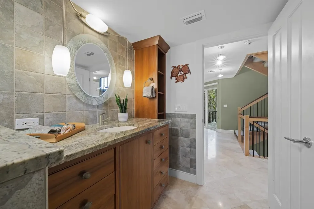 4353 Gulf Pines Drive Sanibel FL 33957