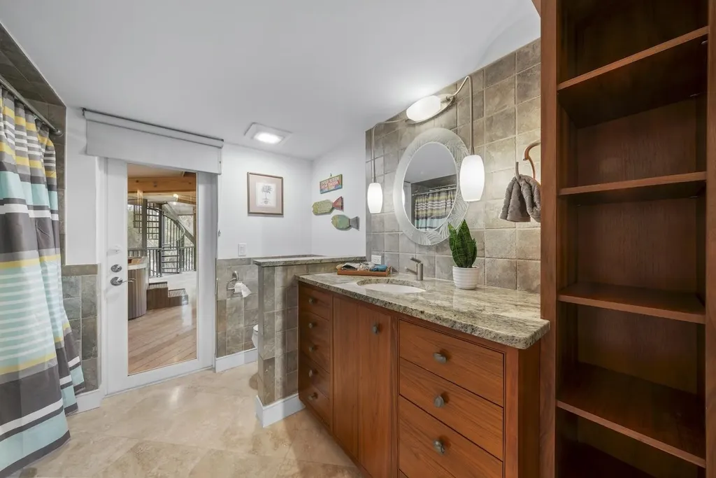 4353 Gulf Pines Drive Sanibel FL 33957