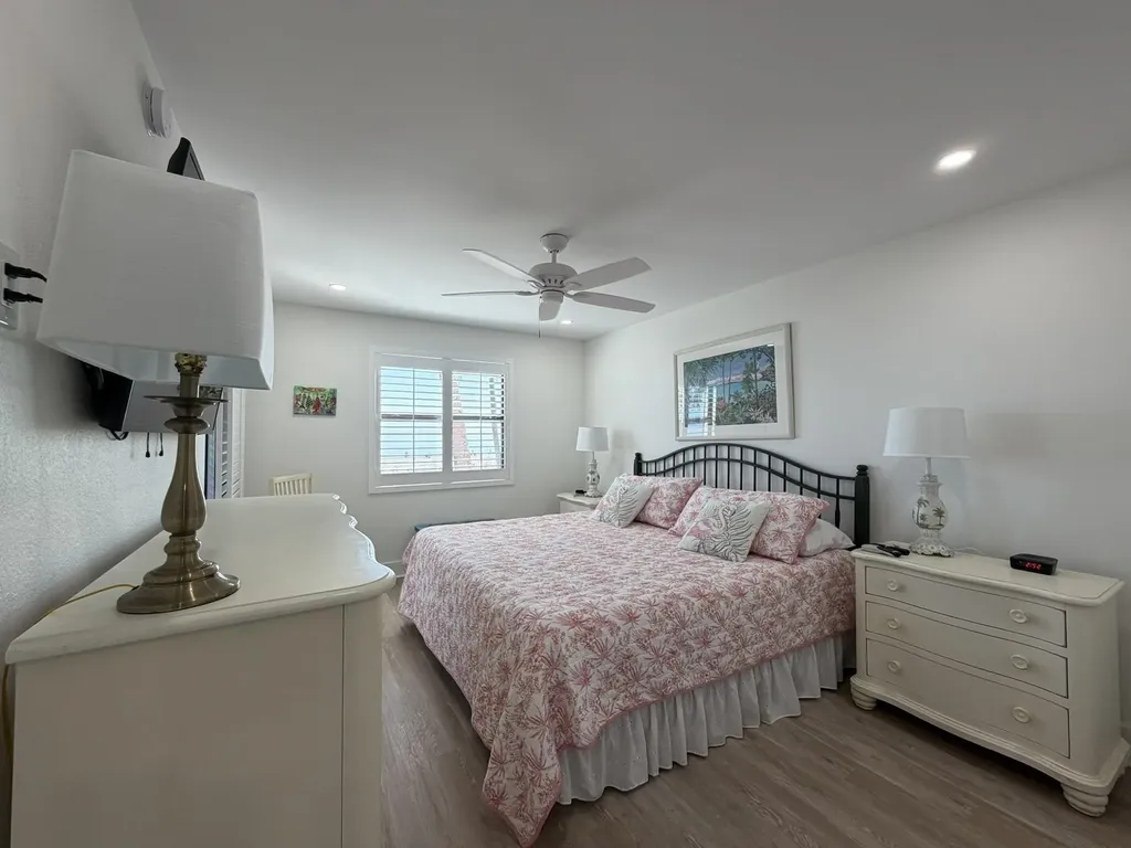 2230 Camino Del Mar Drive Sanibel FL 33957