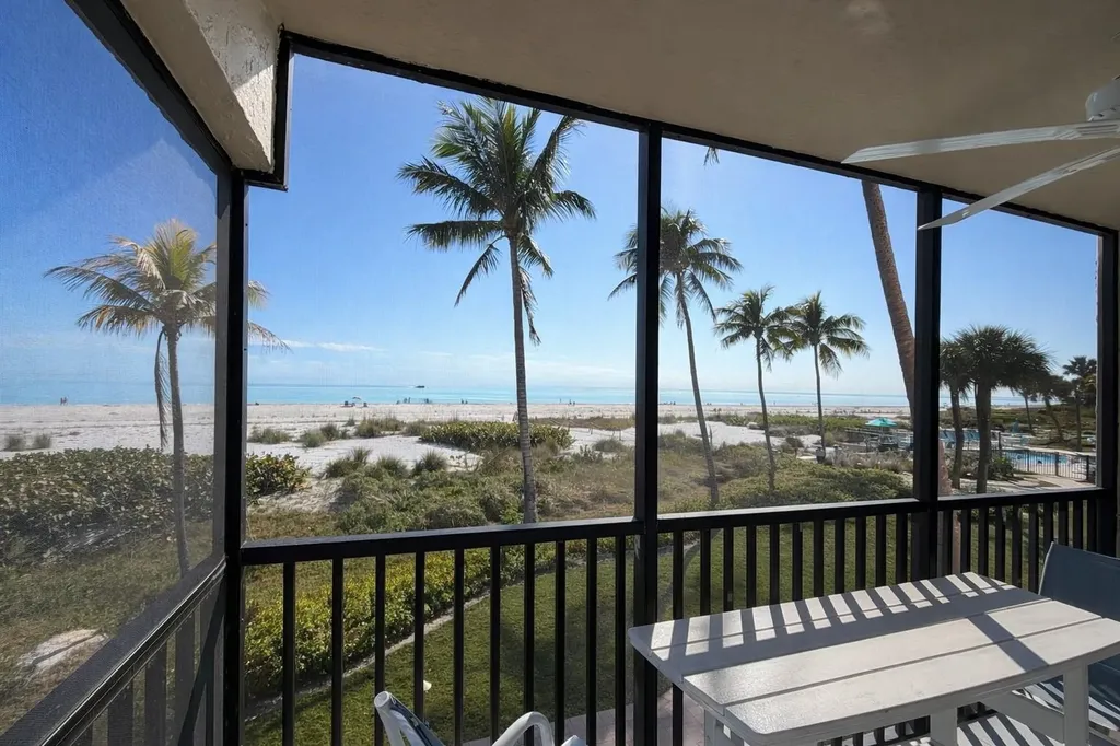 2230 Camino Del Mar Drive Sanibel FL 33957