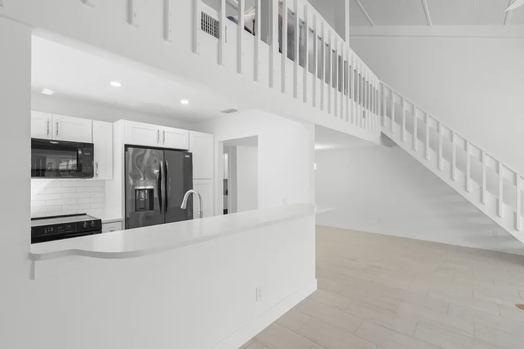 736 Donax Street Sanibel FL 33957