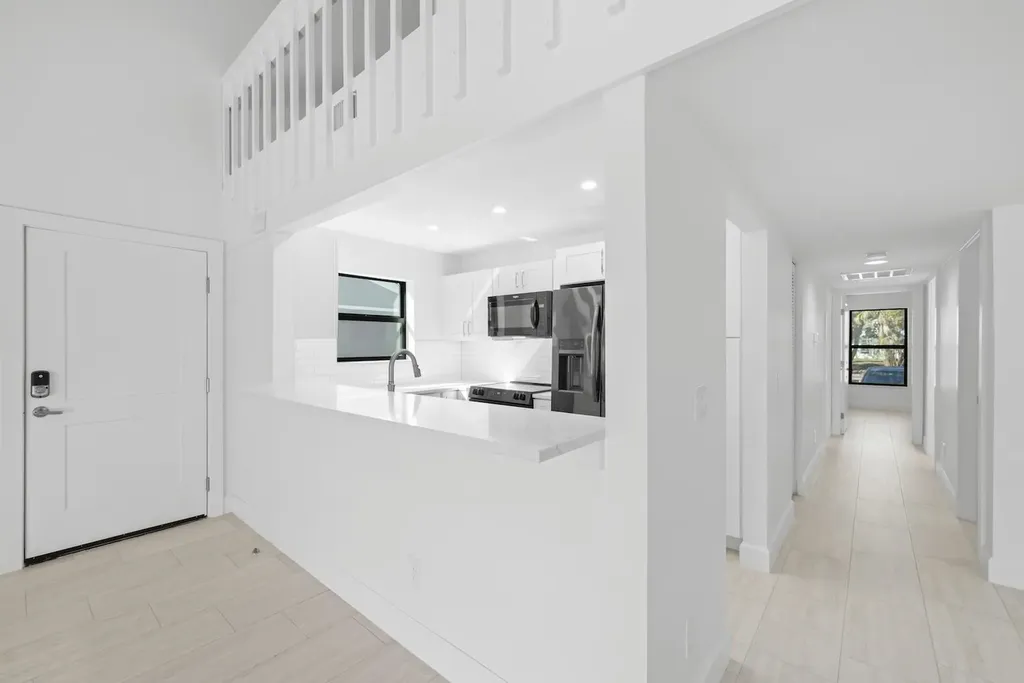 736 Donax Street Sanibel FL 33957