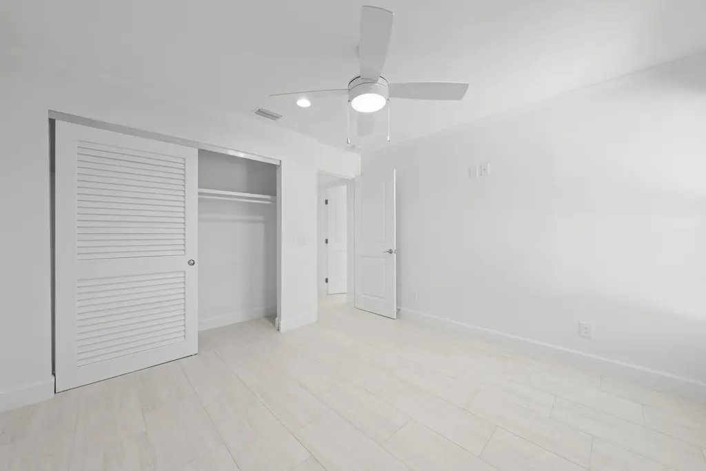 736 Donax Street Sanibel FL 33957