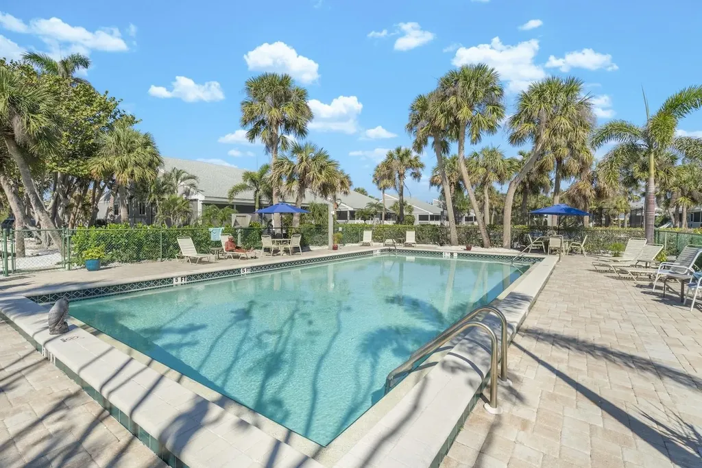 736 Donax Street Sanibel FL 33957