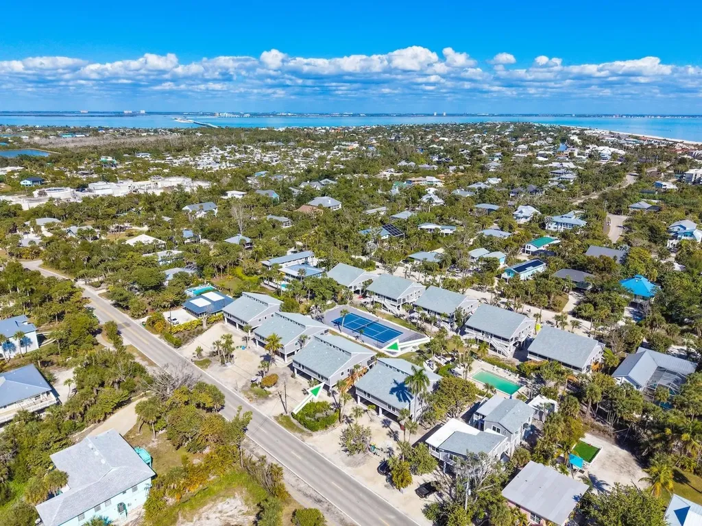 736 Donax Street Sanibel FL 33957