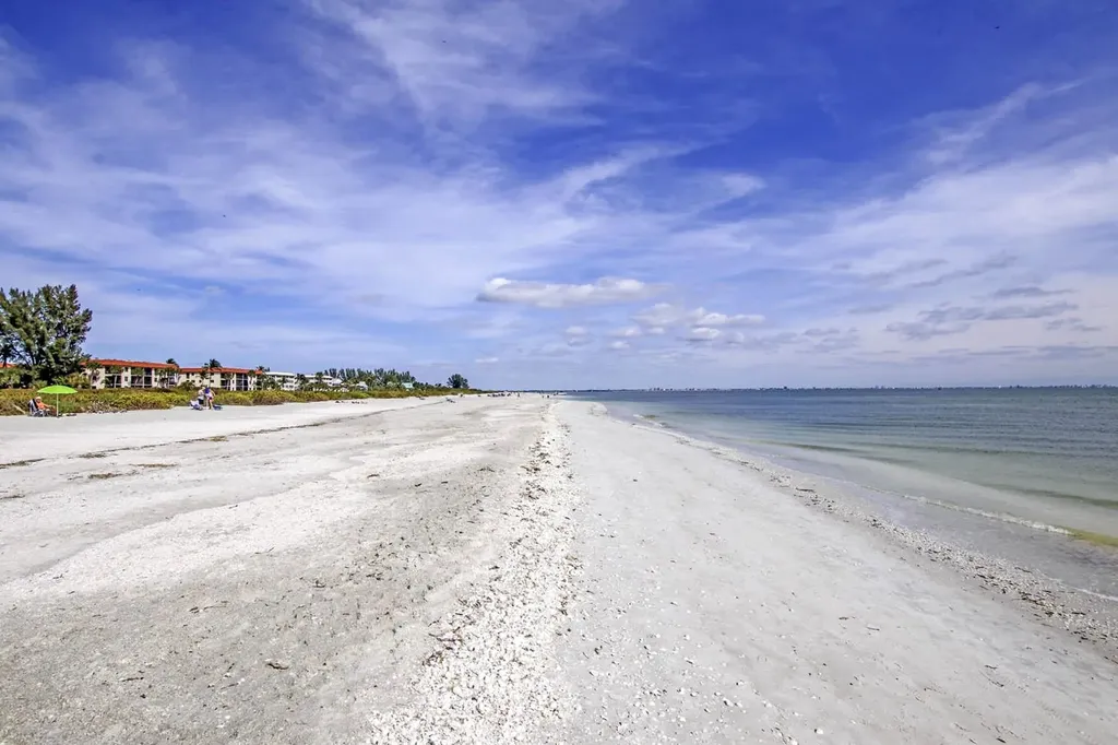 827 E Gulf Drive Sanibel FL 33957