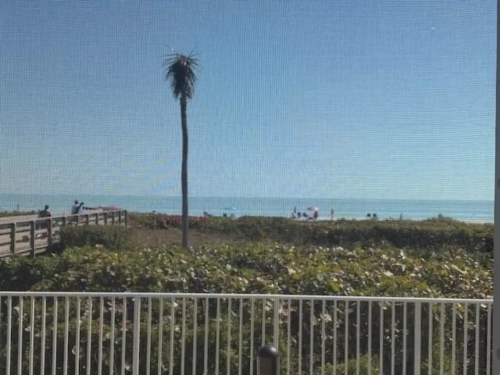 827 E Gulf Drive Sanibel FL 33957
