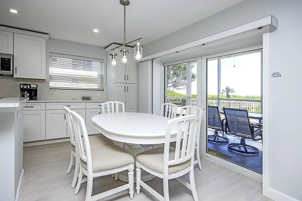 827 E Gulf Drive Sanibel FL 33957