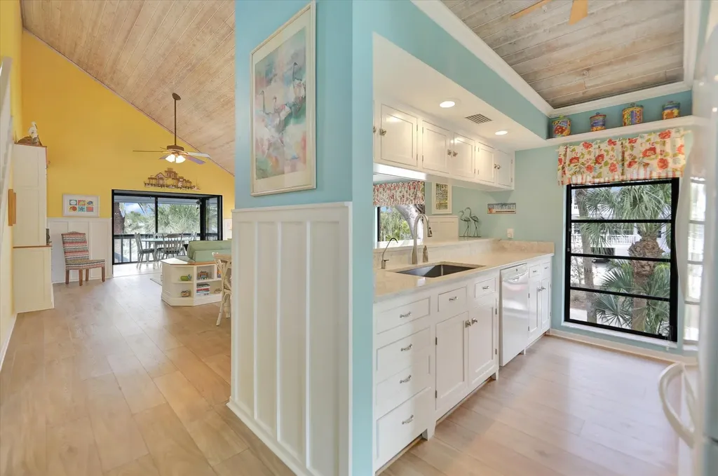 1241 Ferry Road Sanibel FL 33957