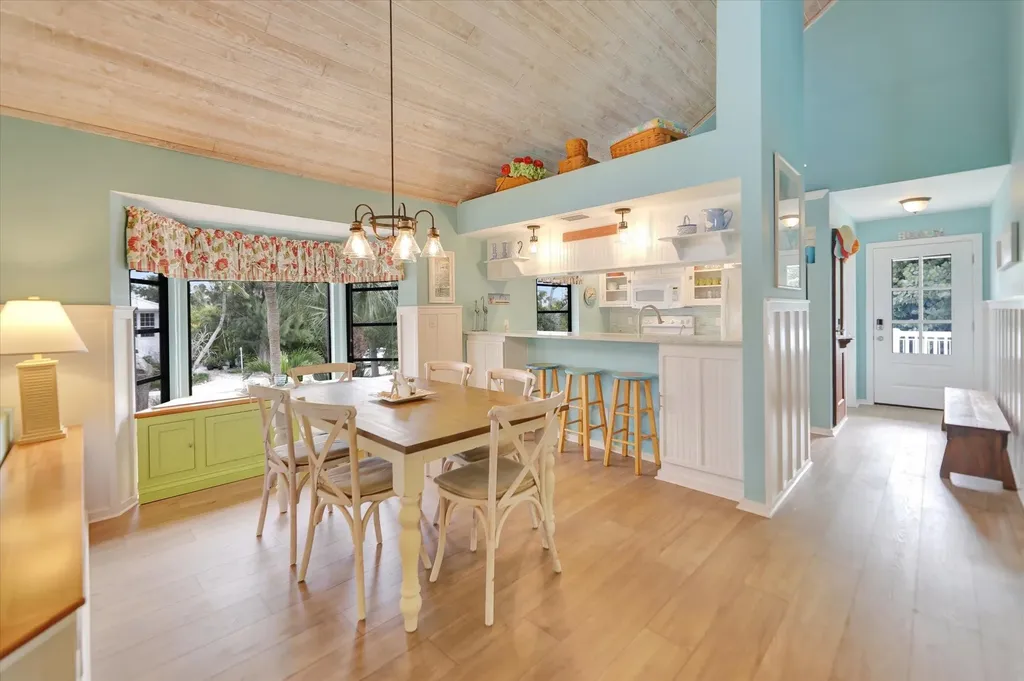 1241 Ferry Road Sanibel FL 33957