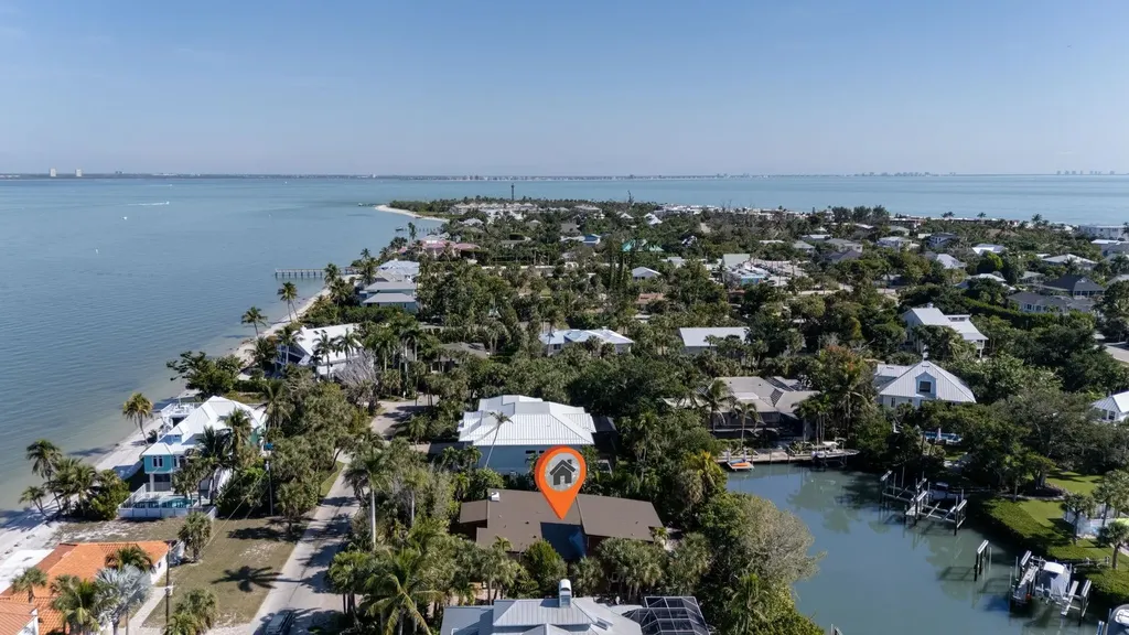 505 Lighthouse Way Sanibel FL 33957