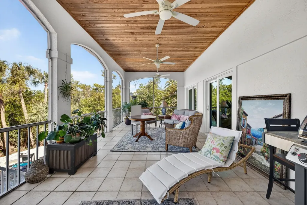 500 Kinzie Island Court Sanibel FL 33957