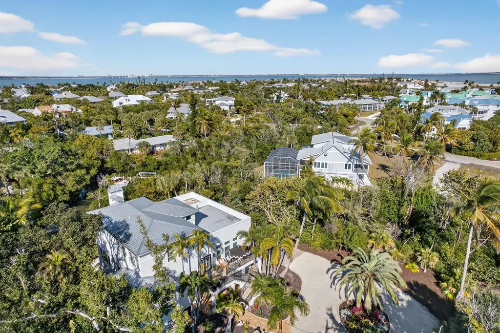 500 Kinzie Island Court Sanibel FL 33957