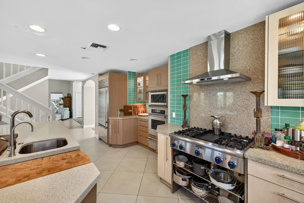 500 Kinzie Island Court Sanibel FL 33957