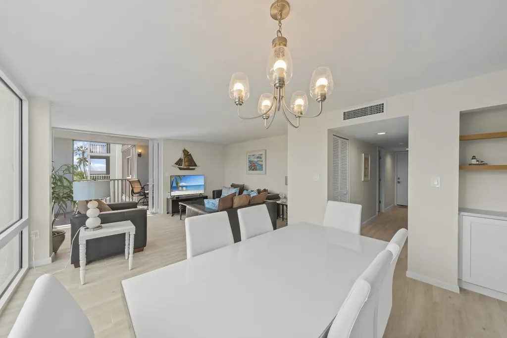 2265 W Gulf Drive Sanibel FL 33957