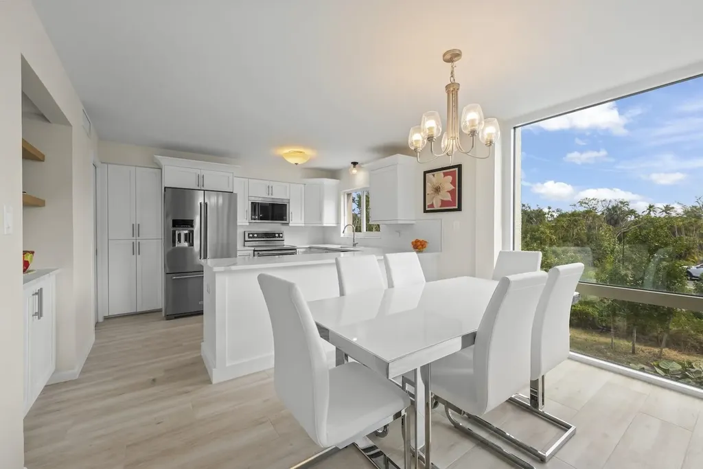 2265 W Gulf Drive Sanibel FL 33957