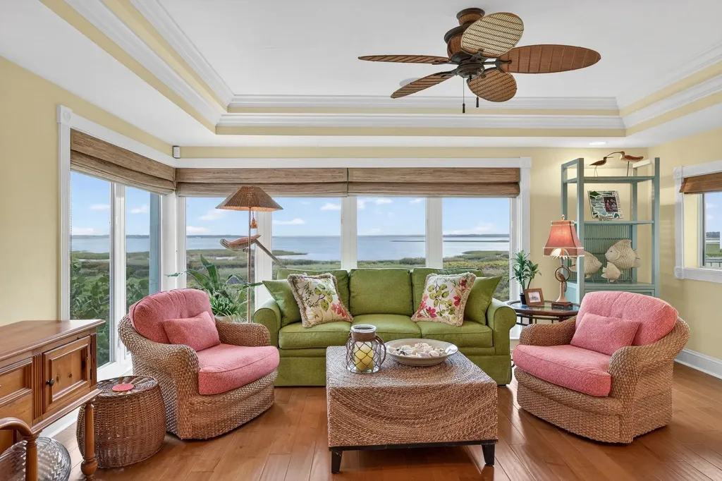 431 Bella Vista Way E Sanibel FL 33957