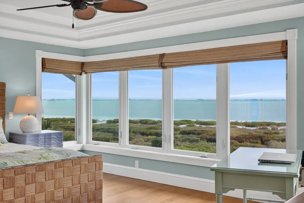 431 Bella Vista Way E Sanibel FL 33957