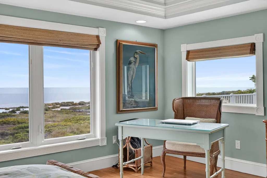 431 Bella Vista Way E Sanibel FL 33957