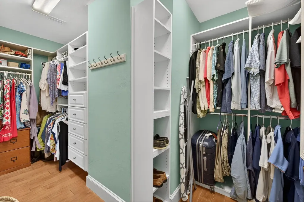 431 Bella Vista Way E Sanibel FL 33957