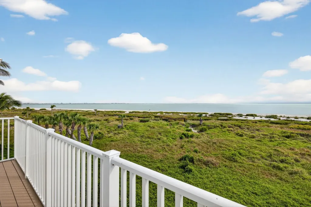 431 Bella Vista Way E Sanibel FL 33957