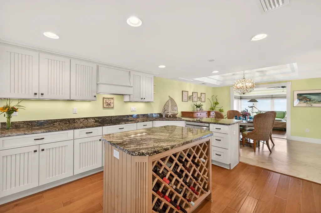 431 Bella Vista Way E Sanibel FL 33957