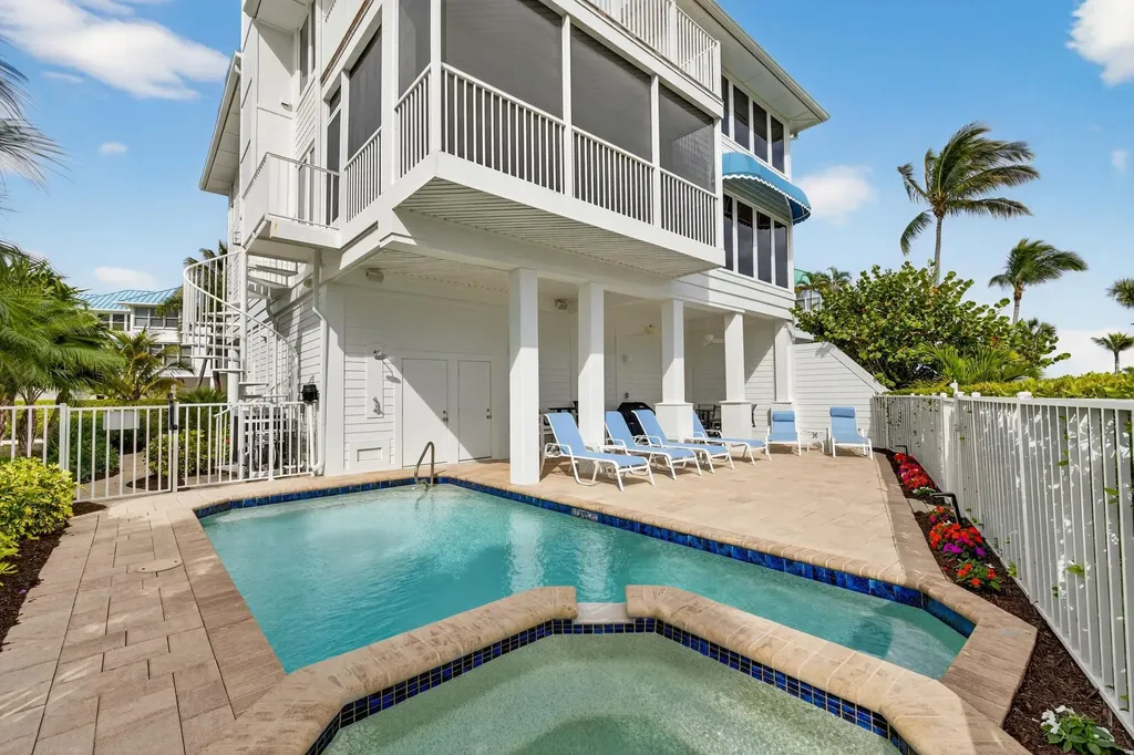 431 Bella Vista Way E Sanibel FL 33957