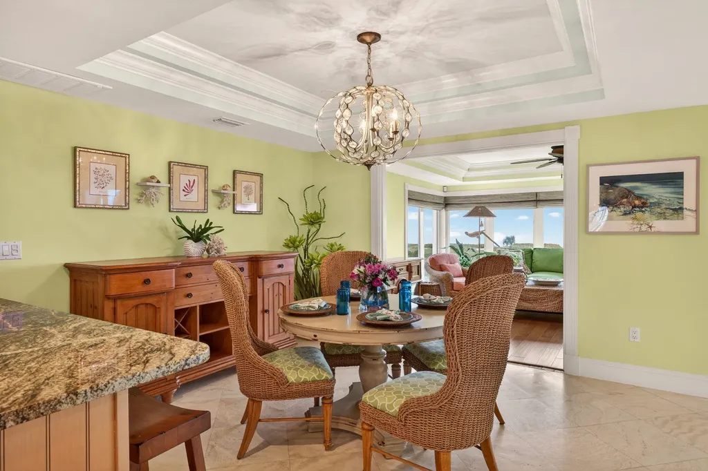 431 Bella Vista Way E Sanibel FL 33957