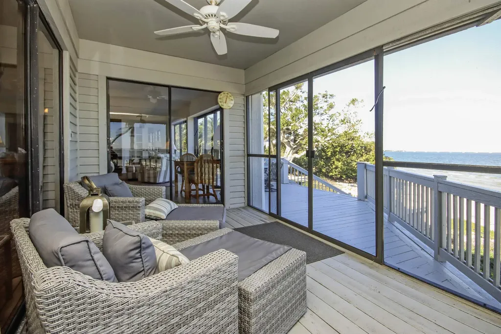 1245 Ferry Road Sanibel FL 33957-7411