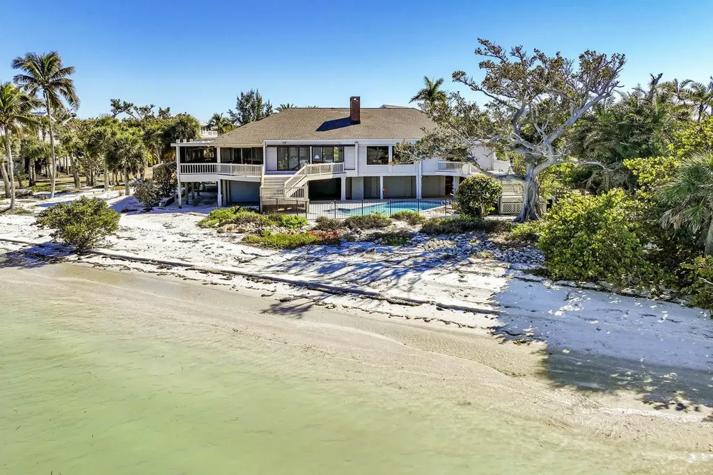 1245 Ferry Road Sanibel FL 33957-7411
