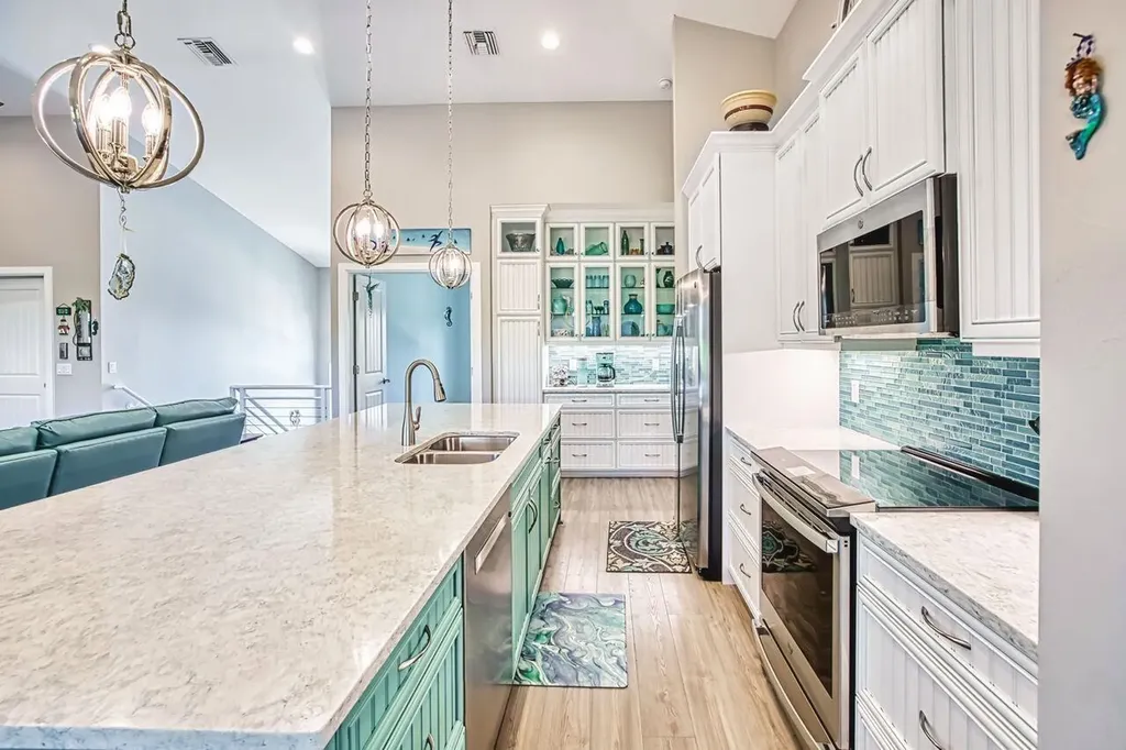 595 Piedmont Road Sanibel FL 33957