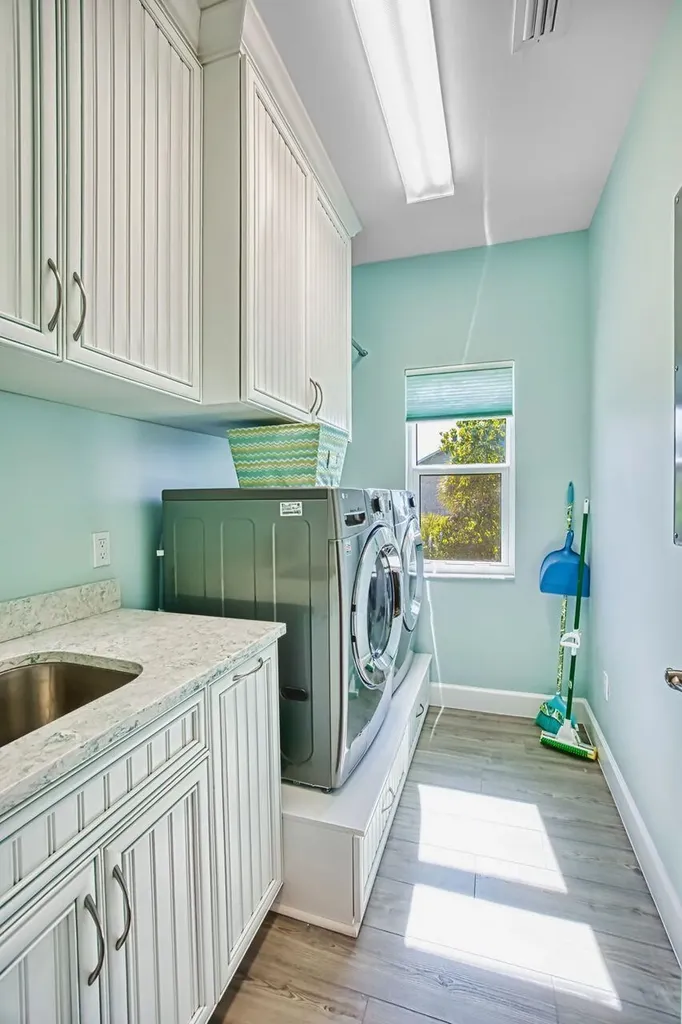 595 Piedmont Road Sanibel FL 33957