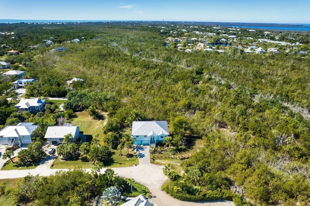 595 Piedmont Road Sanibel FL 33957